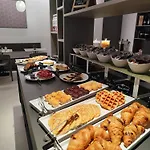 Costa Azzurra Отель Градо