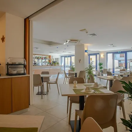 호텔 Costa Azzurra 3*